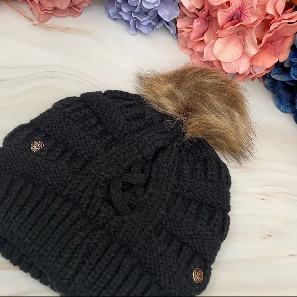 Black Knit Criss Cross Ponytail Pom Pom Beanie - Picture 10 of 15